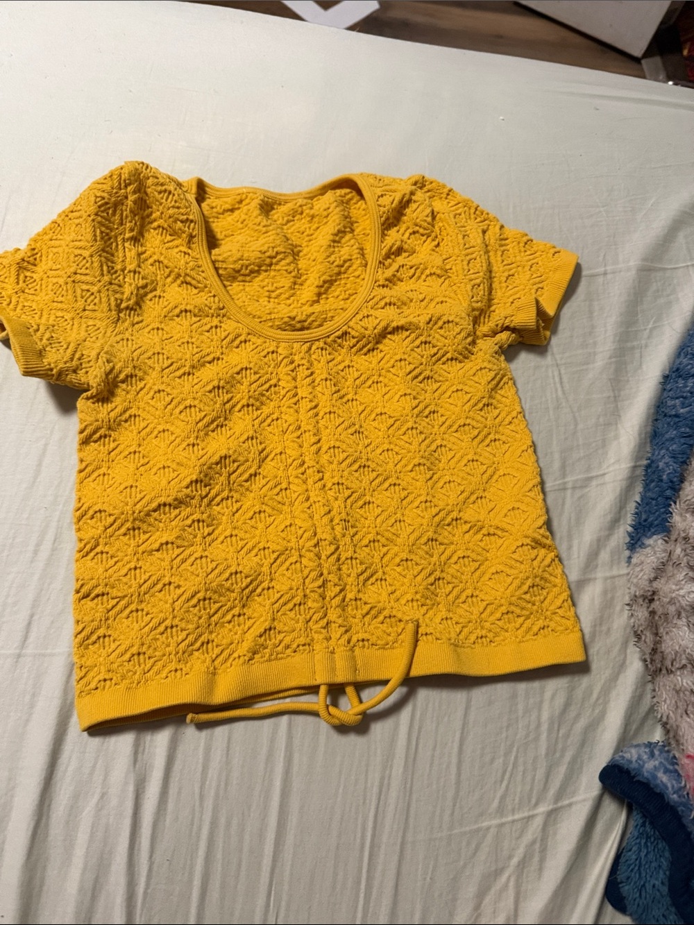 Women’s Yellow Knit Short-Sleeve Top